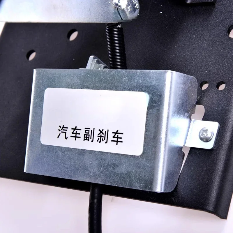 مدرب السيارة مخصص مساعد الفرامل مدرب السيارة المساعدة الفرامل Dce الفرامل التحكم قطع غيار السيارات الملحقات