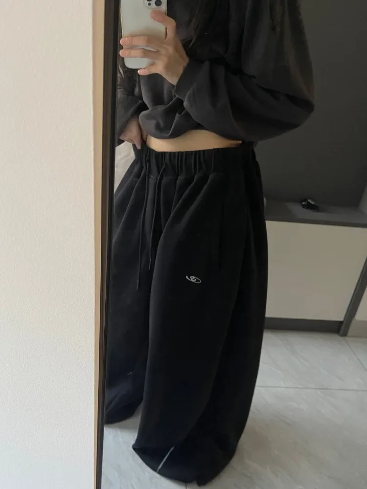 هوتشو خمر الأسود فضفاض الركض Sweatpants امرأة المتضخم الكورية نمط السراويل الرياضية Harajuku الشارع الشهير بنطلون الخريف