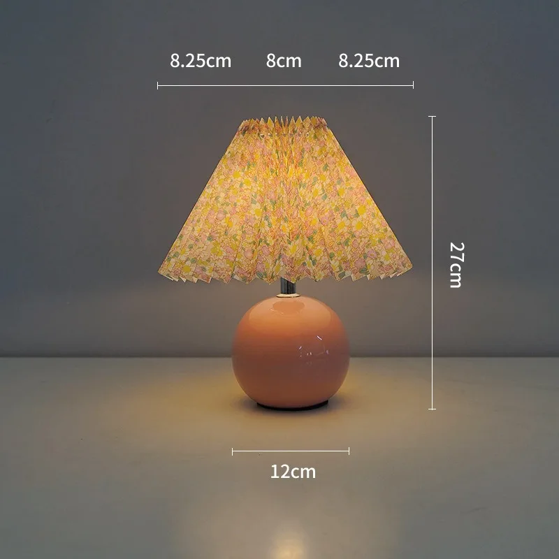 Nordic Decoration Pleated Small Table Lamp Ceramic Ins Cream Wind Bedroom Bedside Lamp Homestay Desk Night Lamp Creativity Gift