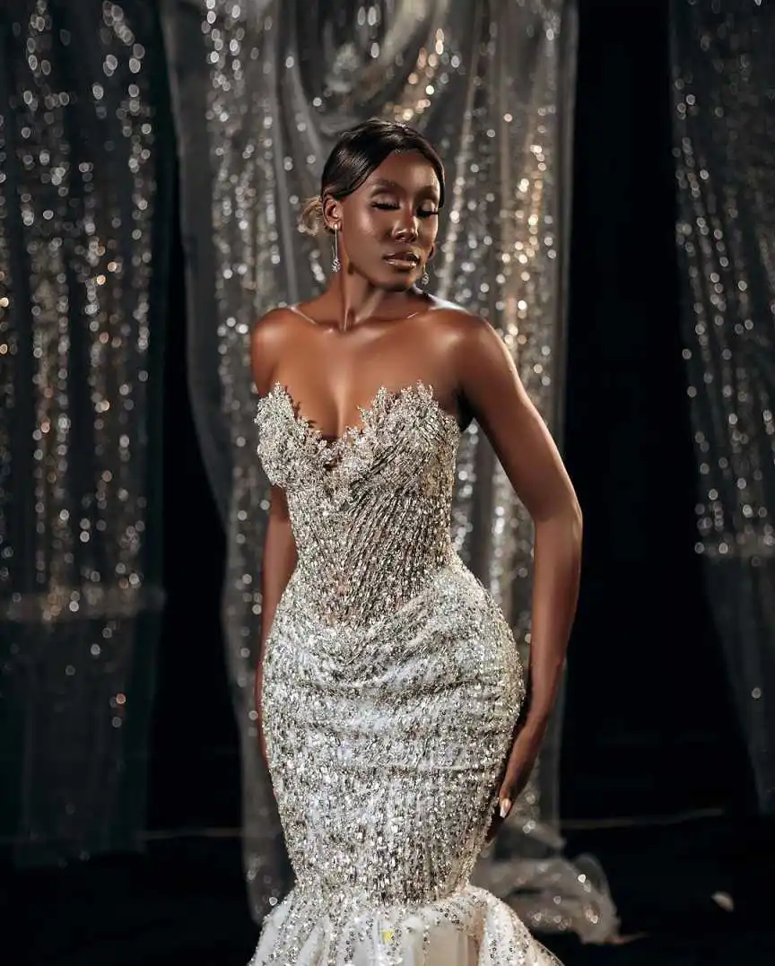 Royal Strapless Crystal Mermaid Wedding Dress Glitter Sequined Sleeveless Bridal Gown Lace Up Back Bride Dresses Customized