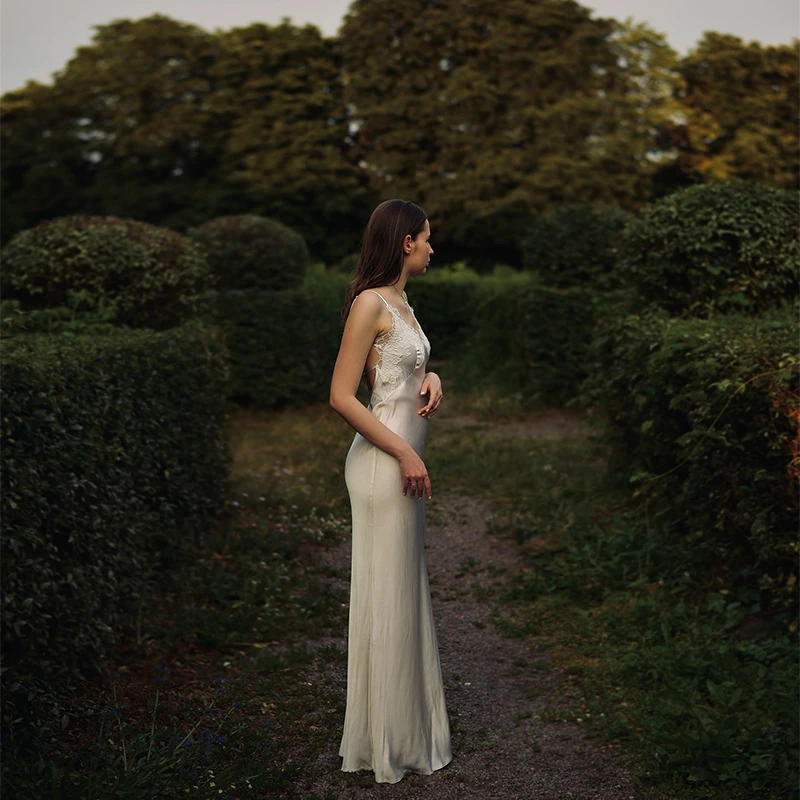 فستان كامي ماكسي أنيق بتصميم كلاسيكي من الساتان مزين بالدانتيل فساتين حريرية مصممة للسيدات خريف متواضع أنيق رومانسي للتاريخ ملابس نسائية للشارع #3