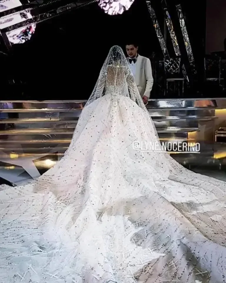 Customized  Sweetheart Sparkly Crystals Beads Wedding Dresses Vestidos Noivas Cathedral Train Ballgown Long Sleeves Bridal Gown