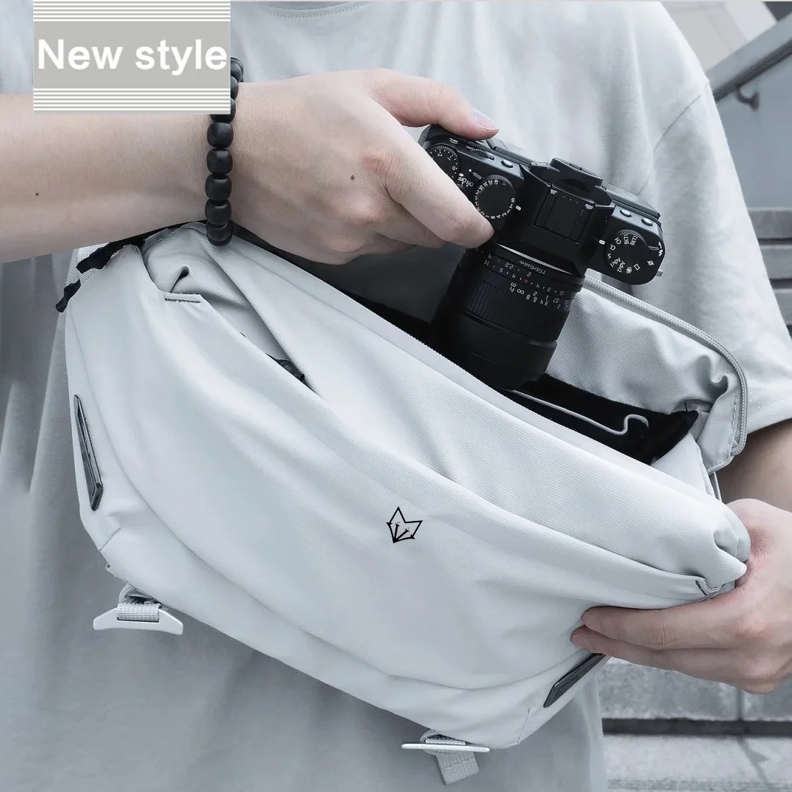 

Tactical Crossbody Bag Men Camera Photography Cycling Sports Chest Waist Pack Waterproof Anti-Theft Commute Messenger Organizer​