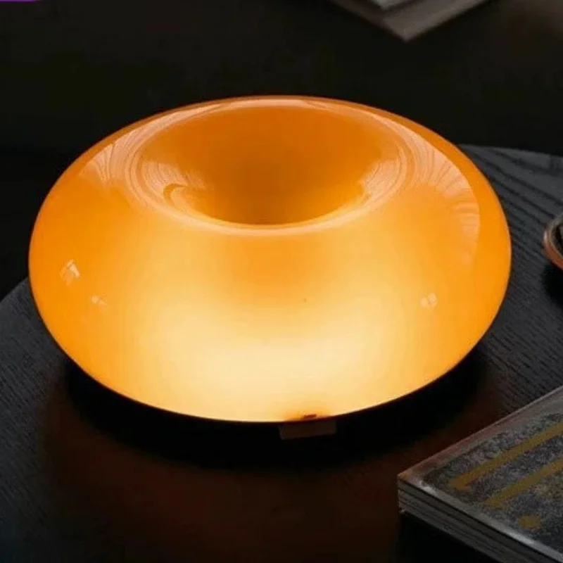 

Атмосфера Настольная лампа Открытый ночник Прикроватное украшение Настольная лампа Сенсорный настенный светильник Спальня Пончик Настольные светильники