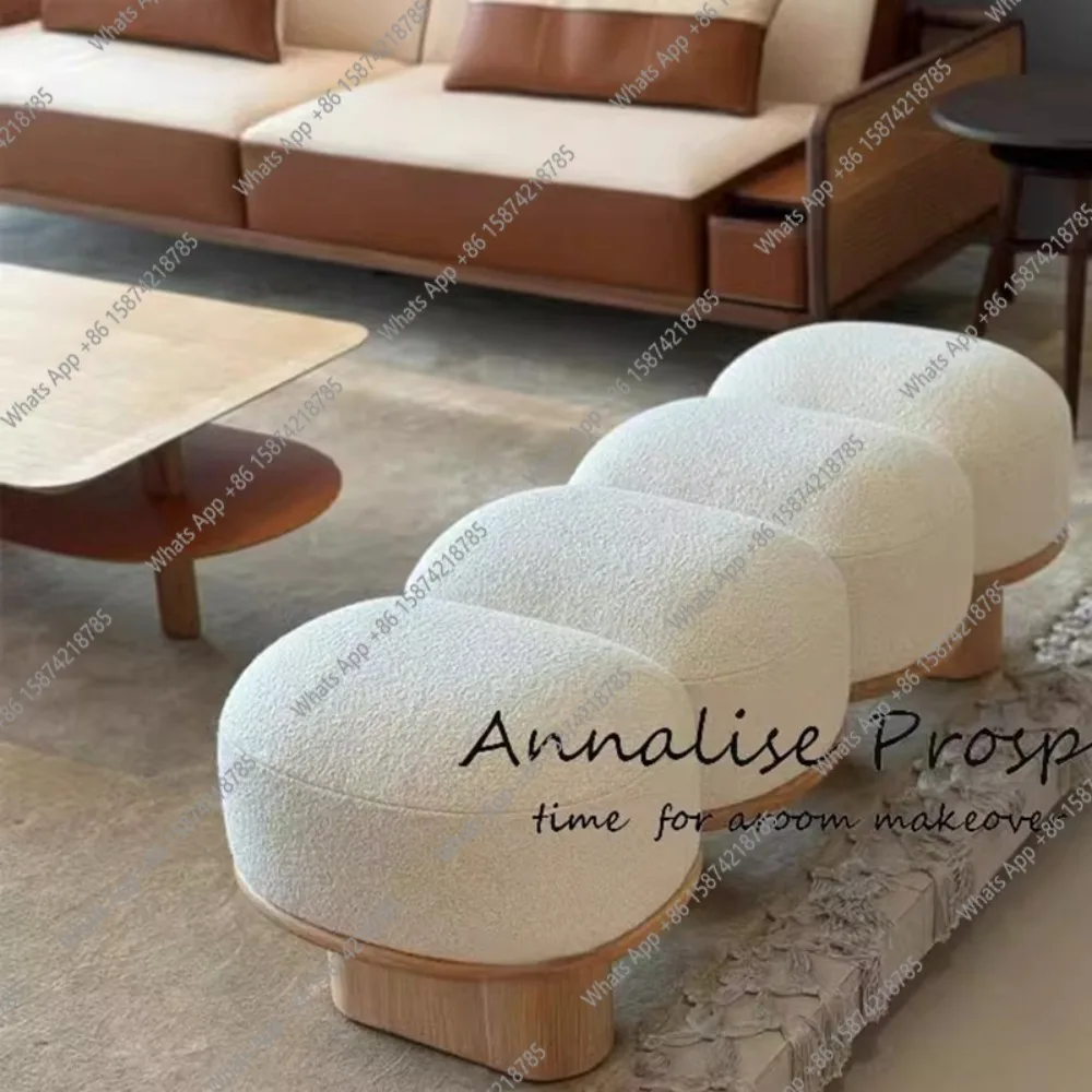 เก้าอี้ไม้ทรงเตี้ยสีครีม ดีไซน์น่ารัก สร้างสรรค์ สวยงาม ทันสมัย เหมาะสำหรับแต่งหน้า วางพื้น โต๊ะเครื่องแป้ง เฟอร์นิเจอร์สไตล์โพสต์โมเดิร์น