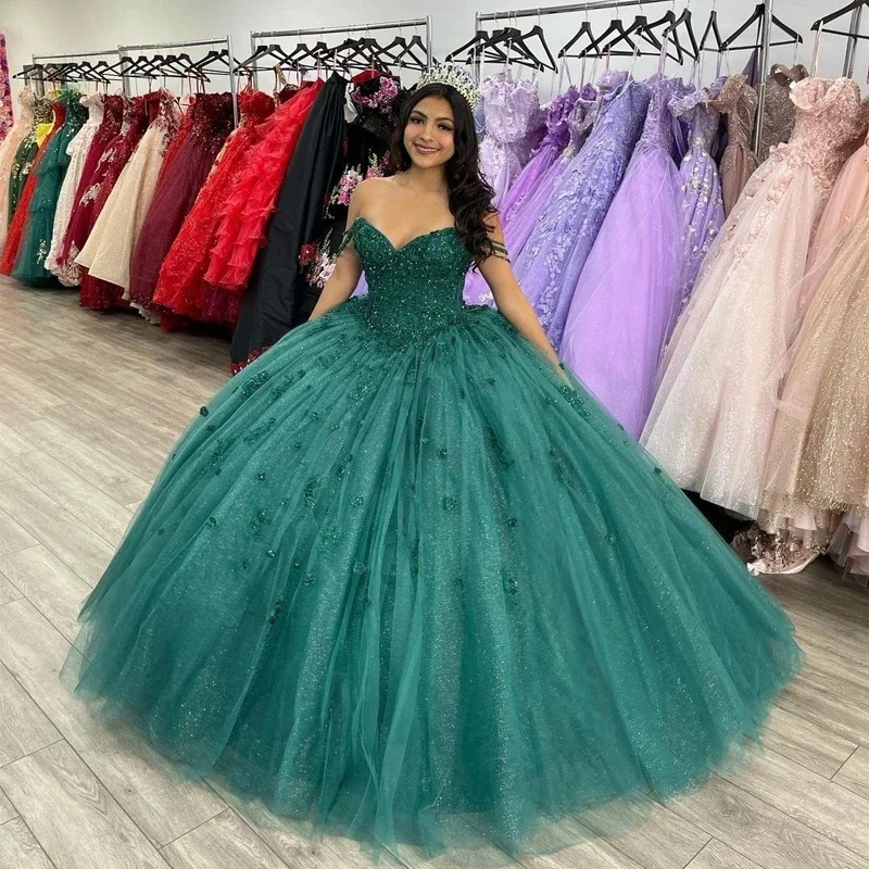 

Glittering Emerald Green Ball Gown Quinceanera Dresses 3D Flower LaceOff-Shoulder Women robes de soirée Popular فساتين سهرات