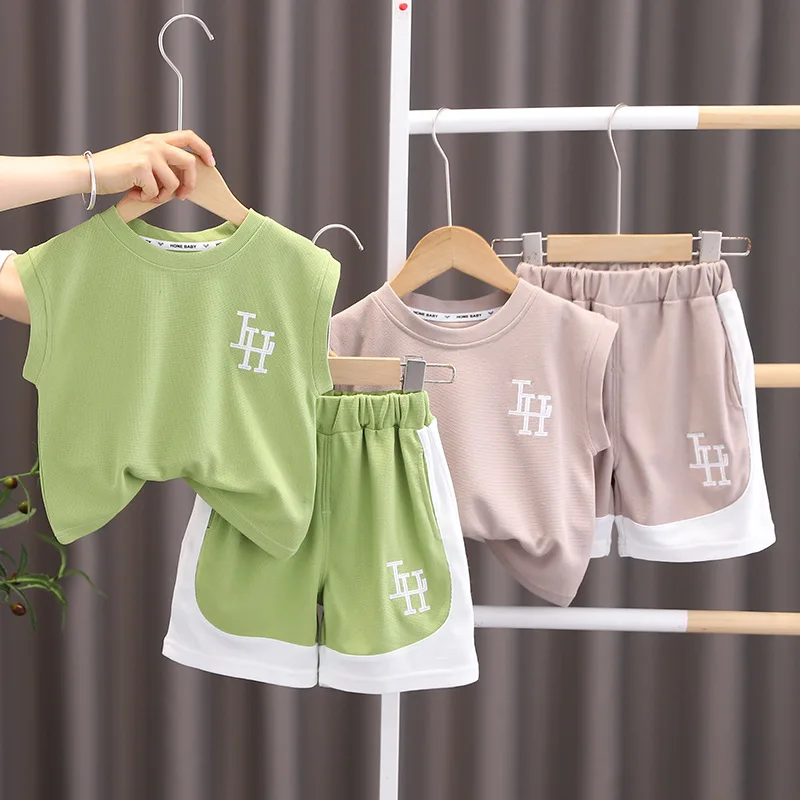 Zomer Baby Boy Designer Kleding 2023 Mode Brief Bedrukt O-hals Mouwloos Vest En Korte Broek Kinderpakken Kids Outfit Set