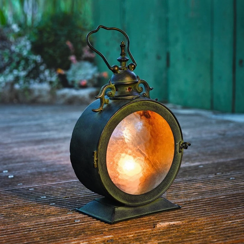 

Vintage Metal+Glass European Wall Hanging Candle Holder Wedding Candlestick Hanging Lantern Home Wedding Decorative Candle