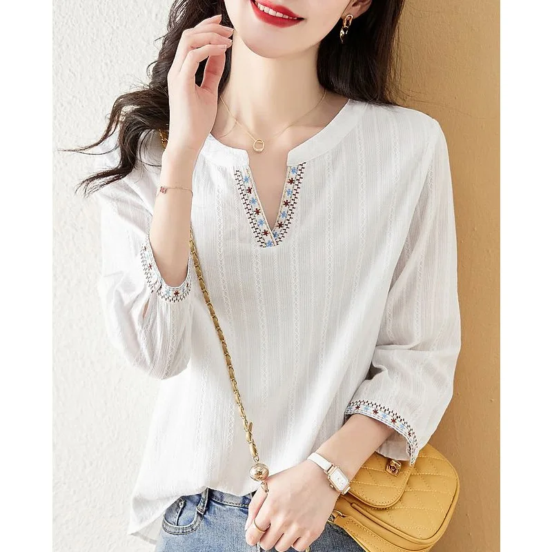 Fashion Ethnic Style Embroidered White Blouse Women New Classic 3/4 Sleeve V-neck Office All-match Lady Pullover Shirt 2023