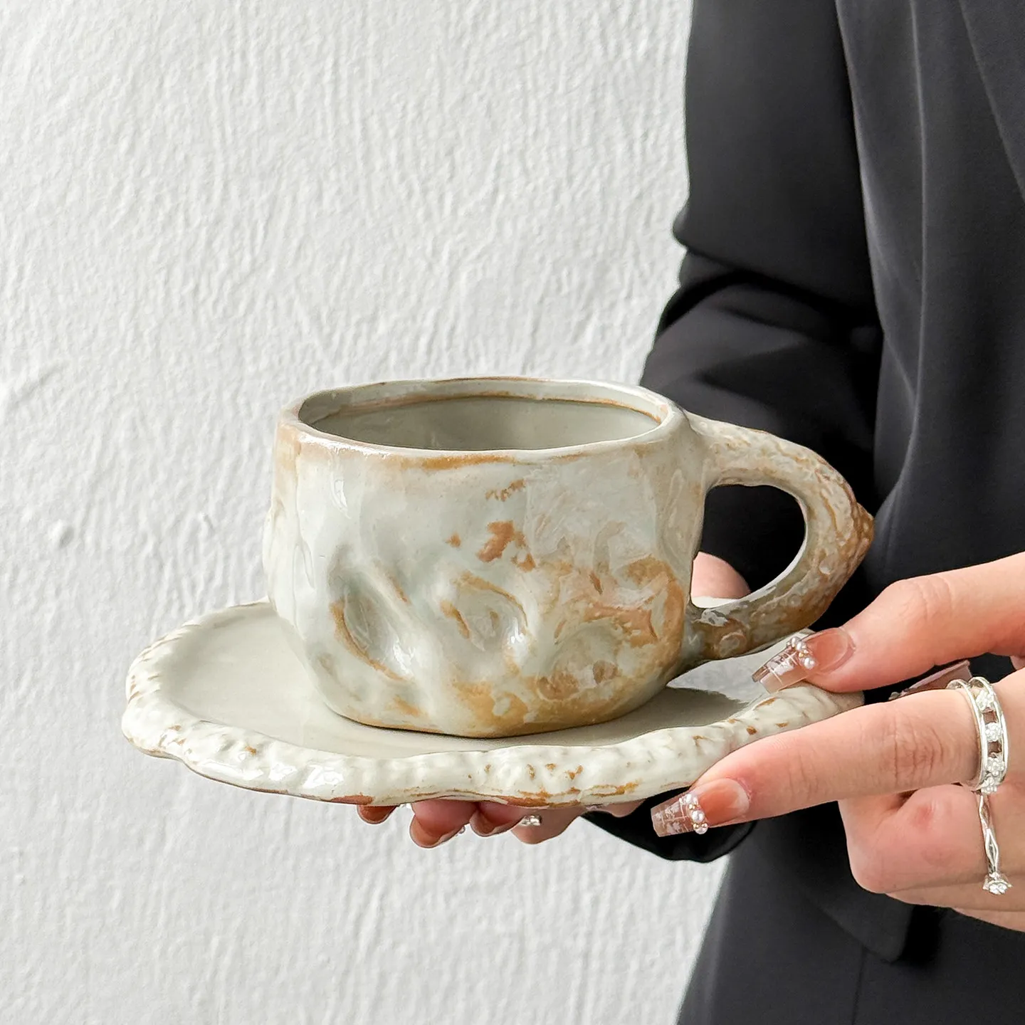 250ml Retro Coffee Cup Saucer Set Ceramic Irregular Shape Sets High End Light Luxury Latte Cup Plate Exquisite Home Use Women
