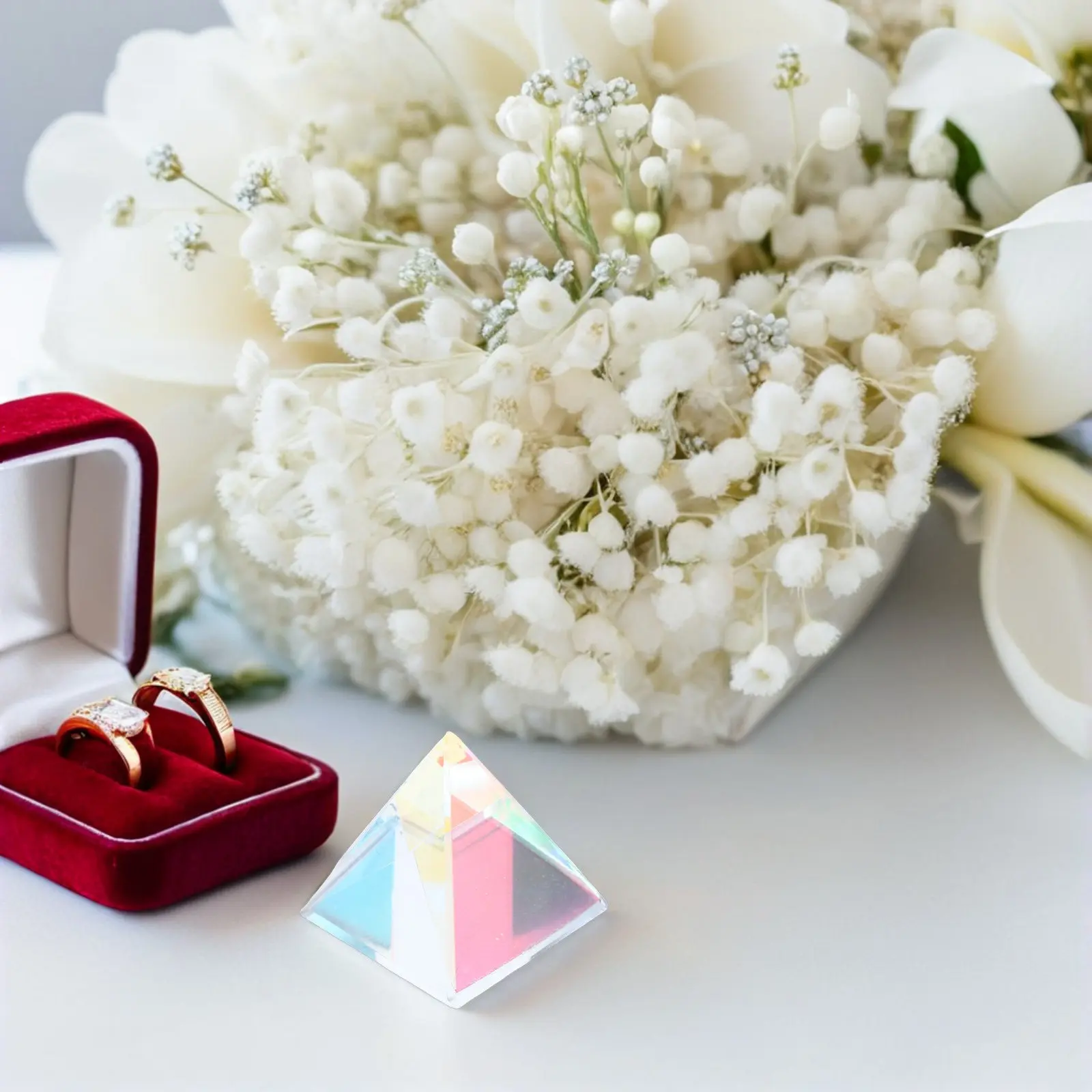 1Set Sun Prism Glass Pyramid Optical Prism Color Refraction Handcrafted Decorative Sun Catcher Light Garden Decor