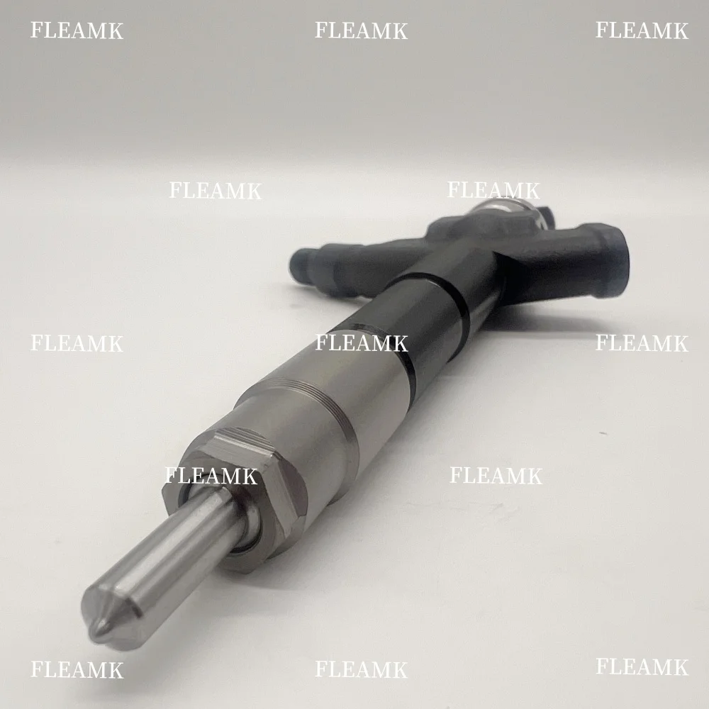 High Quality Diesel Common Rail Injector 295050-0300 16600-5X00A for Nissan Navara YD25 2.5L EURO 5