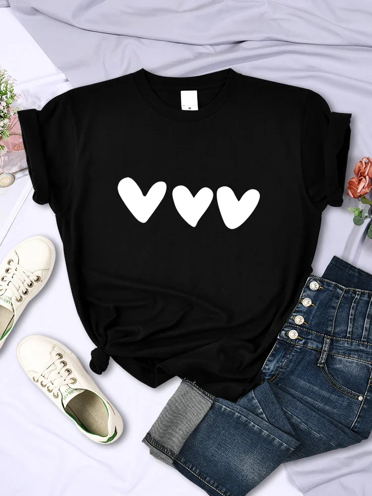 

Women's Black Heart Print Short-sleeved T-shirt Street Style Soft Casual Breathable Women's Clothing Graphic T Shirts Harajuku