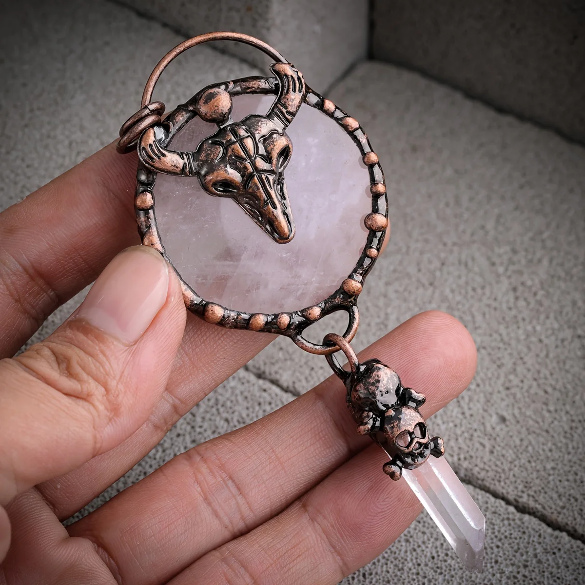 YEEVAA 1PC Ox Head With Hexagonal Pillar Rose Quartz Natural Stone, Crystal Pendant, Spirit Stone Quartz Jewelry(ONLY PENDANT)