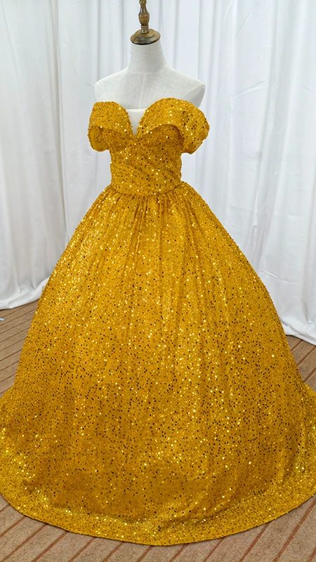 Robe de soirée dorée à paillettes, 15 robes de Quinceanera, robe de bal courte, épaules dénudées, robe de bal brillante personnalisée pour 15 ans