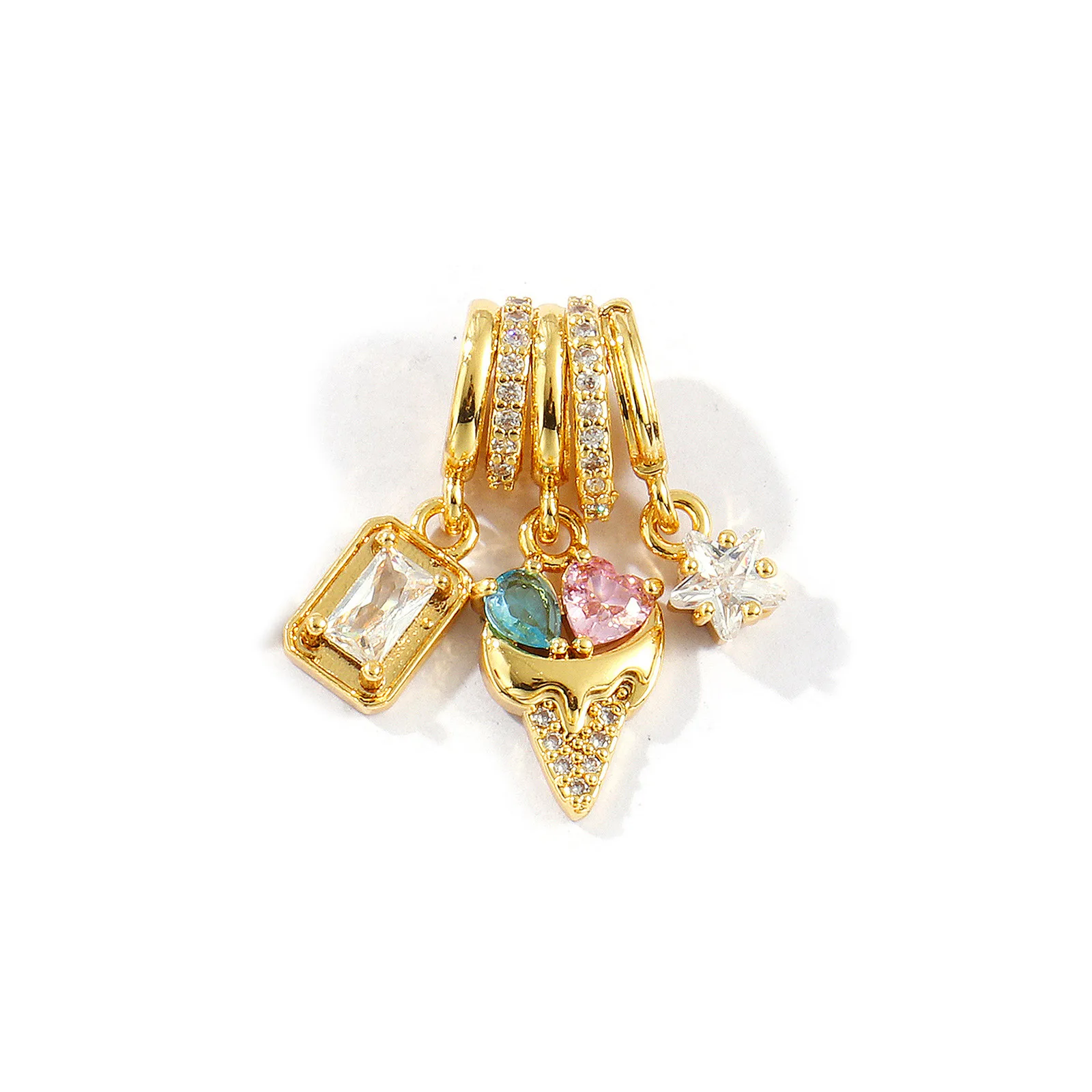 1 pieza de dijes de latón chapados en oro de 18 quilates, Micro pavé transparente, diamantes de imitación, pasaporte, estrella, pluma, colgantes de helado para hacer joyería DIY