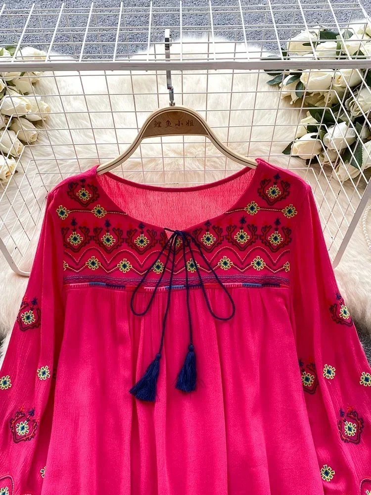 Women Spring Autumn Retro Indie Folk Round Neck Embroidery Blouse Lantern Long Sleeve Loose Look Slim Doll Shirt Top D4950