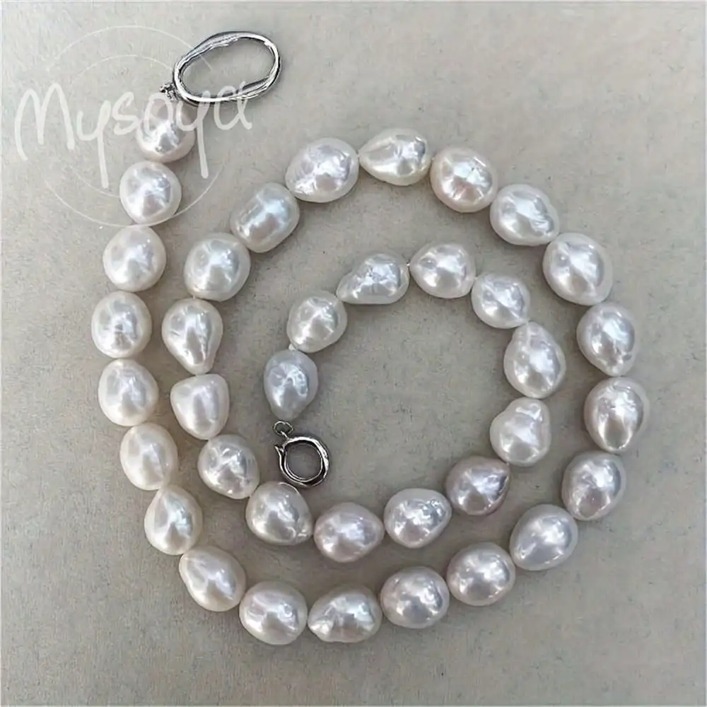 MYSOYA الأبيض الباروك اللؤلؤ قلادة 9-11 مللي متر اللؤلؤ هدية صندوق هدية لها/له مجوهرات الزفاف عيد الميلاد السنة الجديدة هدية عيد ميلاد