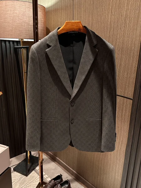 

Высококачественный мужской шерстяной повседневный костюм на осень-зиму, приталенный, деловой повседневный, с длинными рукавами, однобортный...