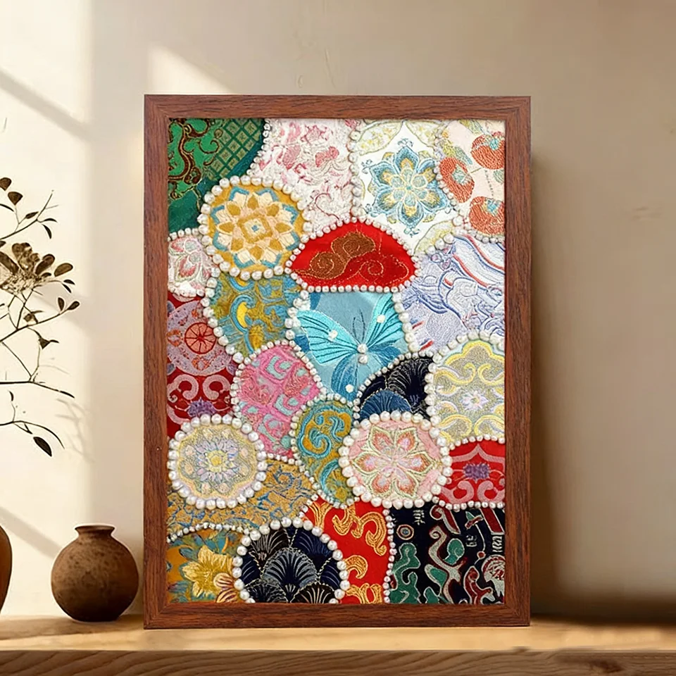 

2026 Traditional textile art Chinese heritage craft with modern interpretation Imitation Song brocade patchwork pearl painting
