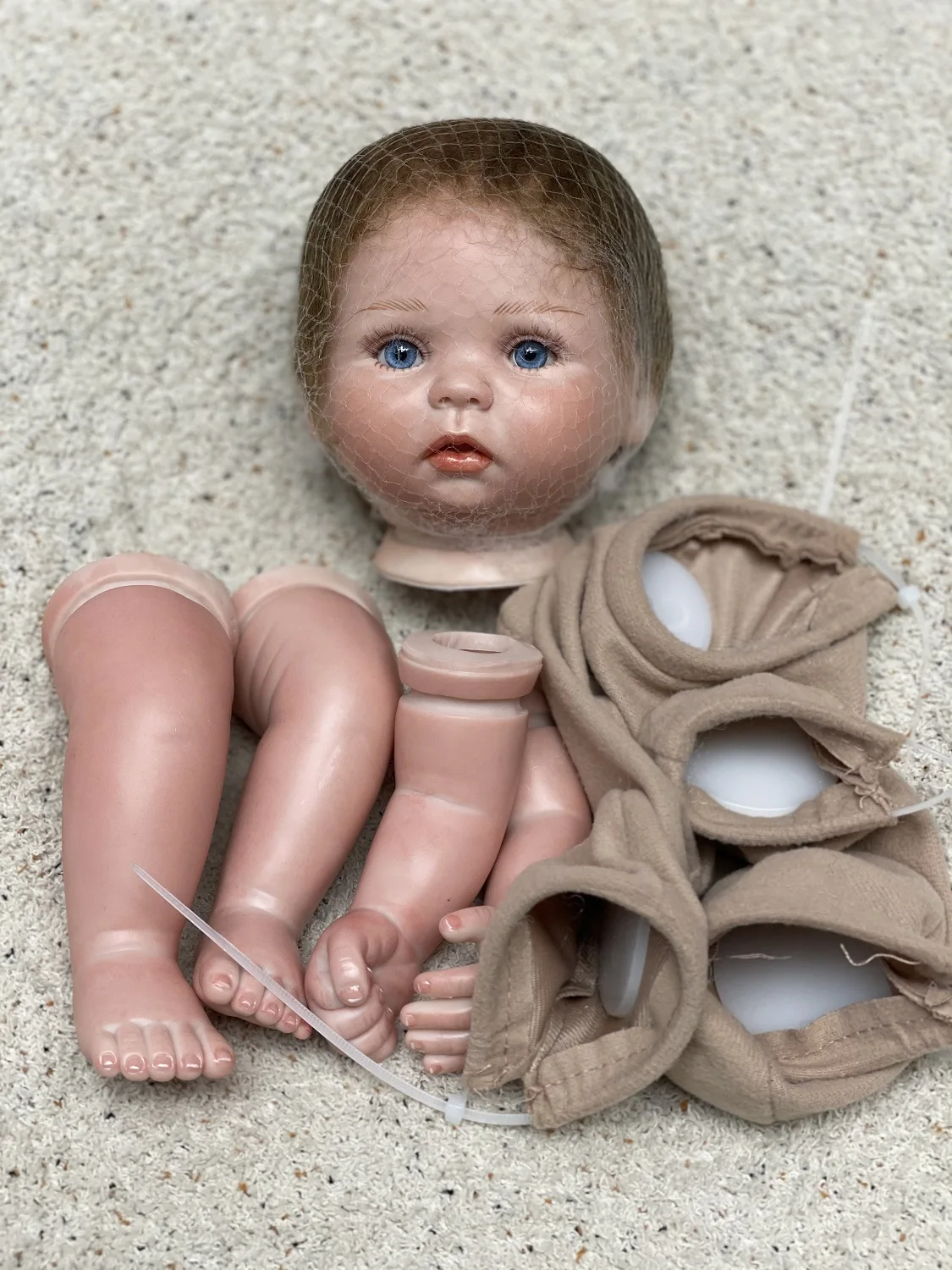 13 Styles Open/Close Eyes Kit Reborn With Rooted Hair Unassembled Painted Reborn Doll Kits Lifelike Bebe Reborn Kits Sin Pintar