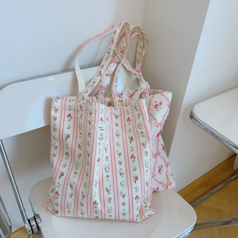 Сладкая свежая простая хлопковая сумка с розовым цветком, холщовая сумка на плечо, практичная студенческая сумка для книг