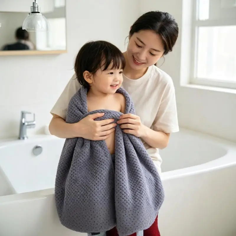 Coral Fleece Bath Towel Quick Dry Soft Pineapple Lattice 70x140cm Absorbent Towel for Bathroom Beach Travel