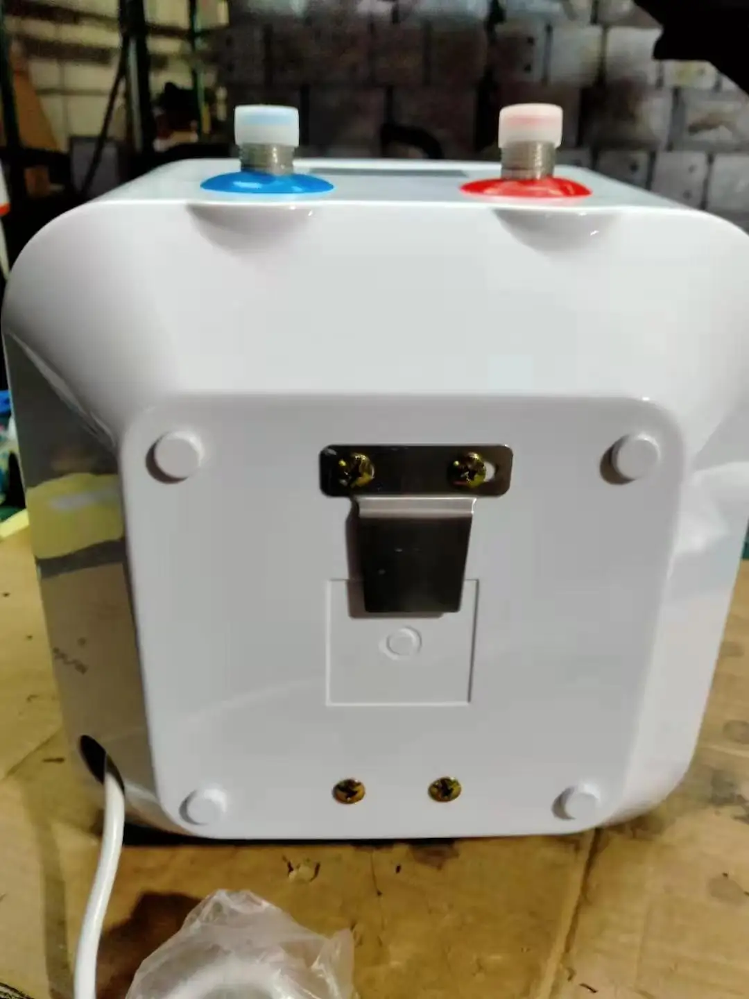 New square Family Applicable 304 Stainless Steel Water tank Water Basin Below the Water Storage Type Electric Heating