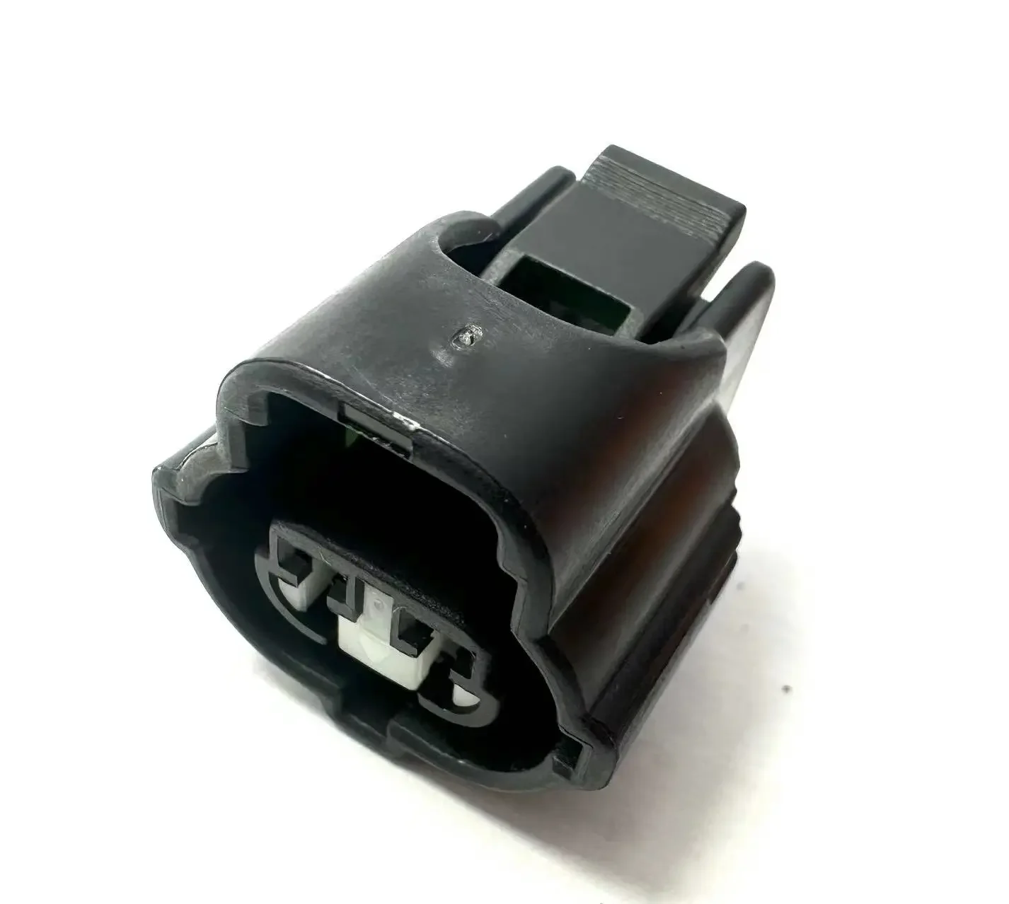 XG7023H-2.2-21 08 Teana wiper and water spray motor plug, water spray motor plug, car connector