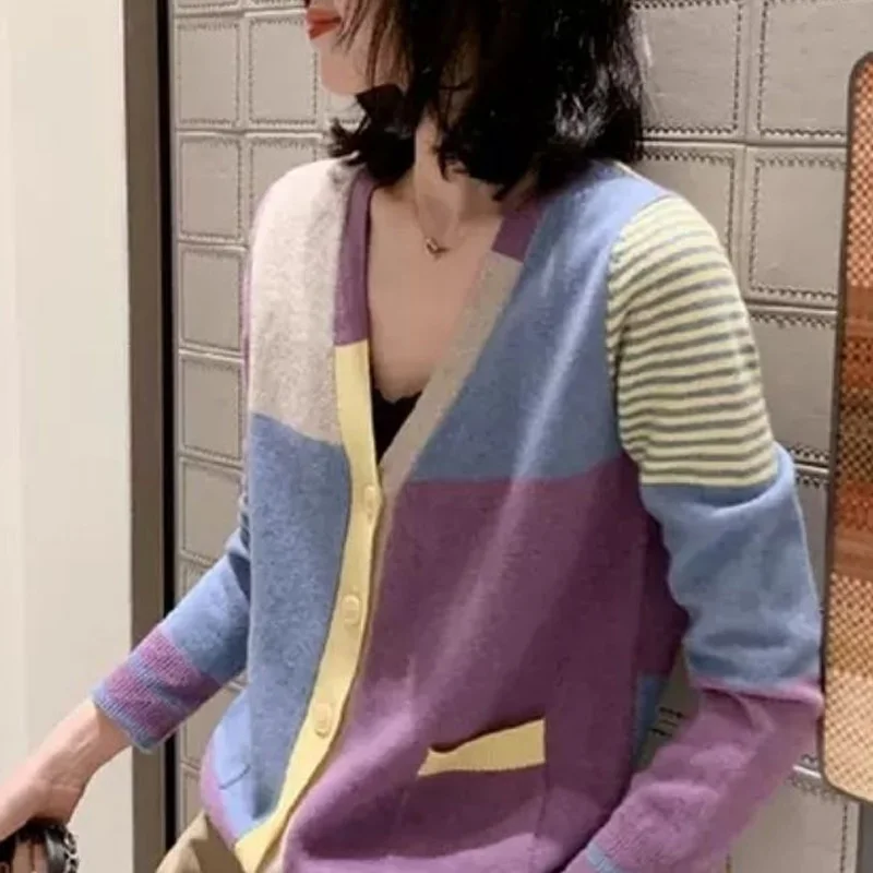 2023 New Spring and Autumn Fashion Simple and Versatile V-neck Panel Contrast Pocket Loose Casual Knitted Sweater Cardigan