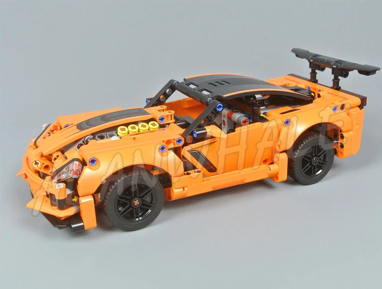 579pcs 2in1 Technical ZR1 Orange Super Racing Car Rear Wing V8 Engine Hot Rod 11299 Building Block Set Compatible with Model