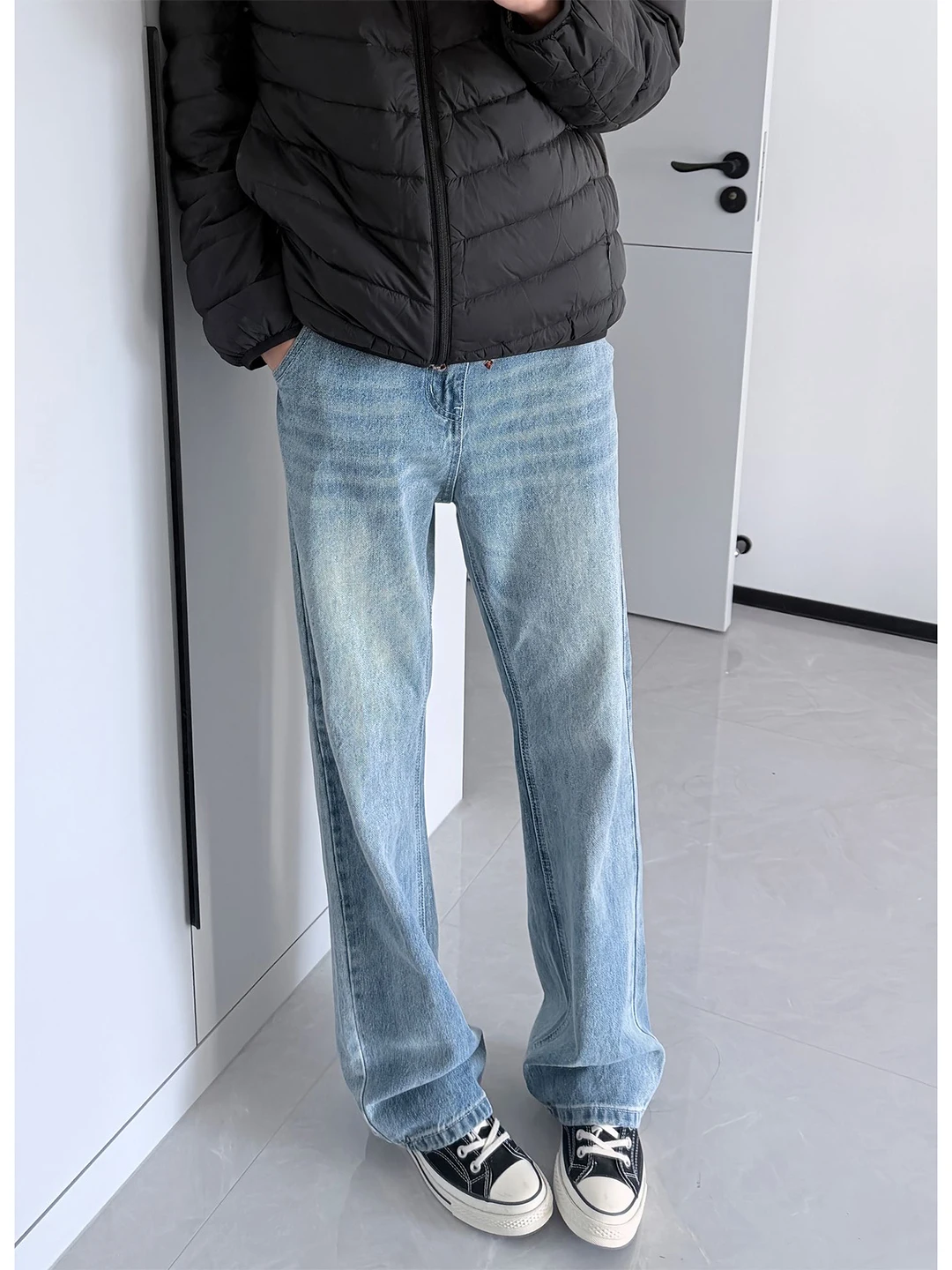 

Cleanfit Men's Slim Fit Straight Leg Jeans Light Blue Knife High Street Sle Teenager Jeans mid Waist Zipper Closure