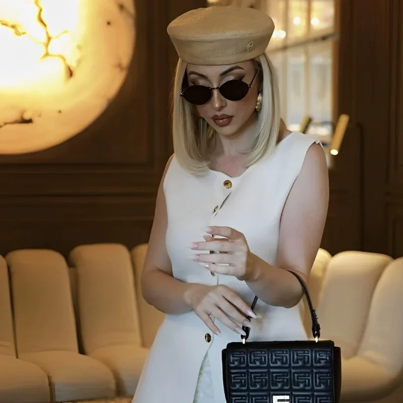 ​ ​ Y2K メタルバックルクロップベスト女性スプリットフロントボディコンノースリーブ春夏 ​ ​