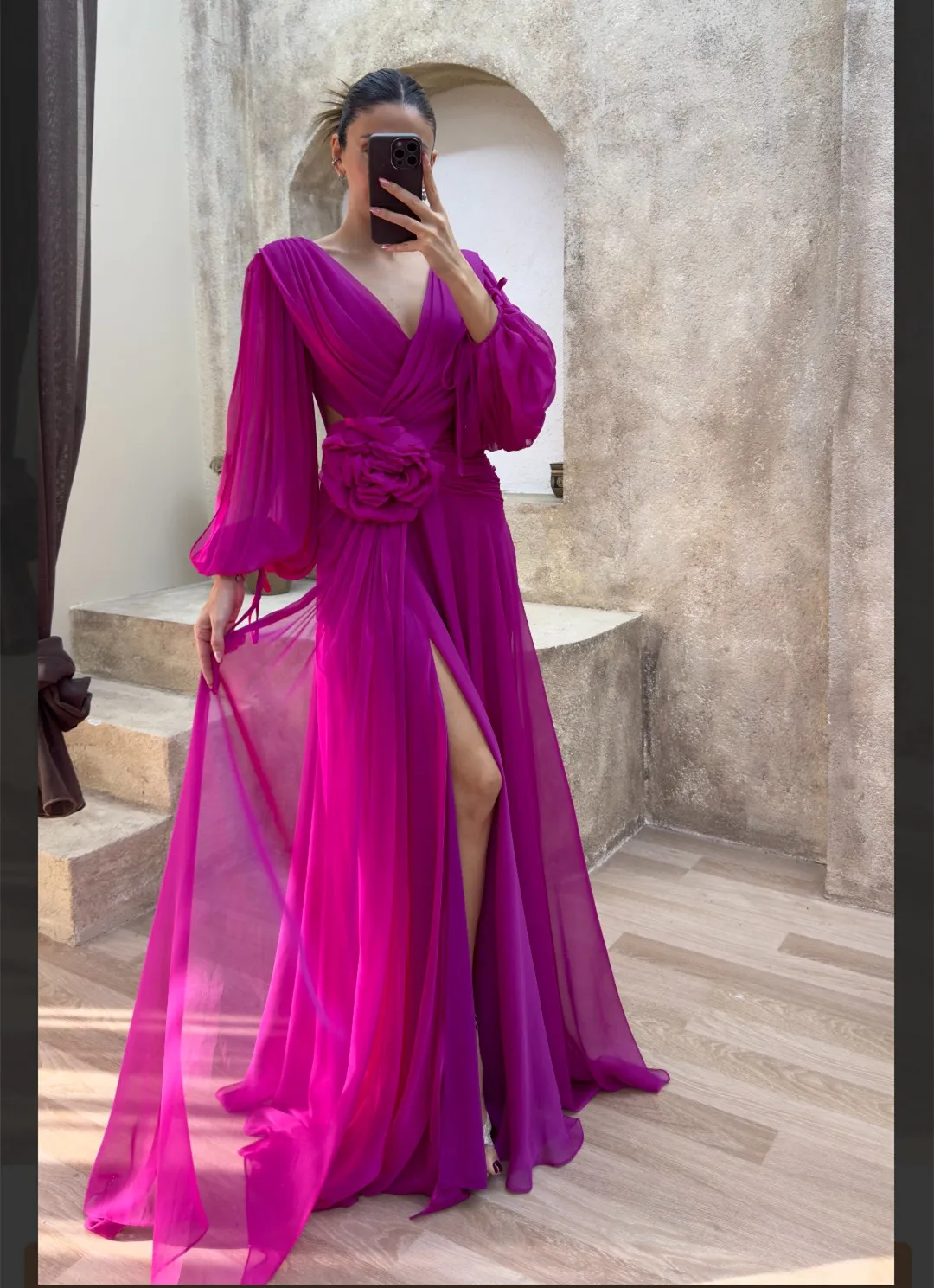 

Customized Long Fuchsia Chiffon Evening Dresses With Flower/Slit A-Line V-Neck فساتين السهرة Watteau Train Prom Dress for Women