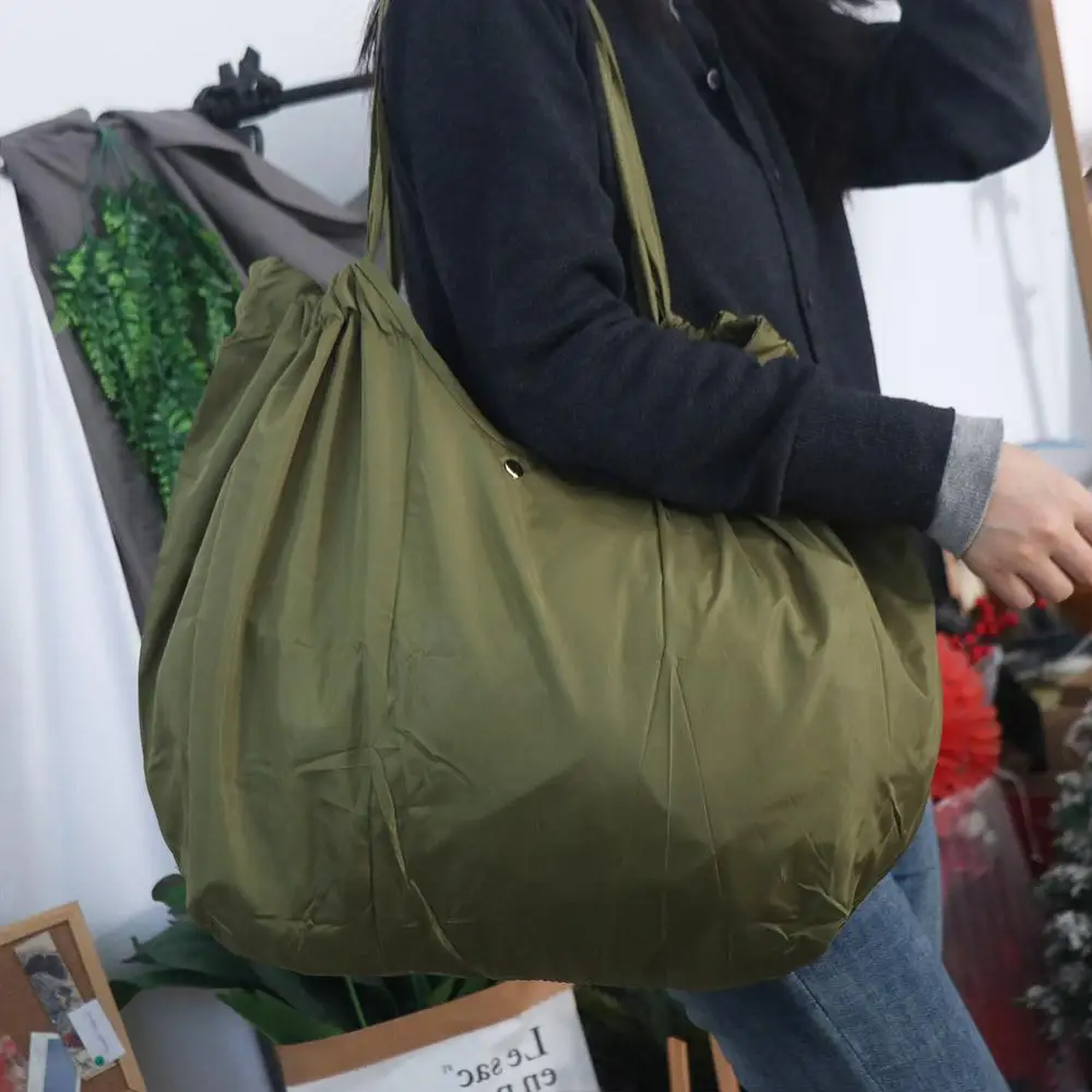 ハンドバッグ折りたたみショッピングバッグショルダーポーチ大容量折りたたみエコバッグ環境に優しいポータブル食料品収納バッグ女性