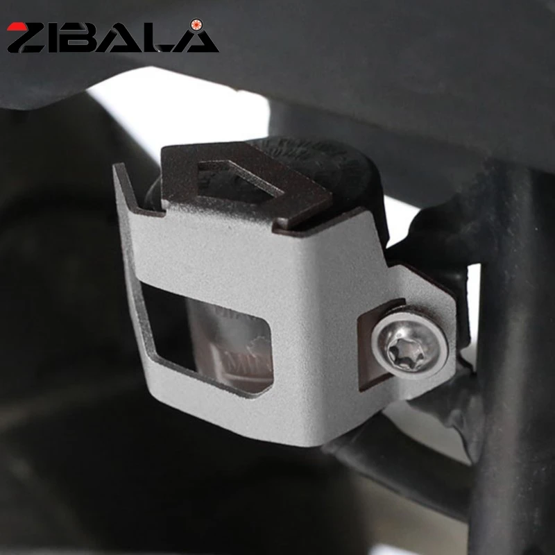 

For MOTO GUZZI V100 V85TT LONCIN VOGE 300 RALLY 2022-2025 Motorcycle Rear Brake Fluid Cover Reservoir Guard Cover Protective