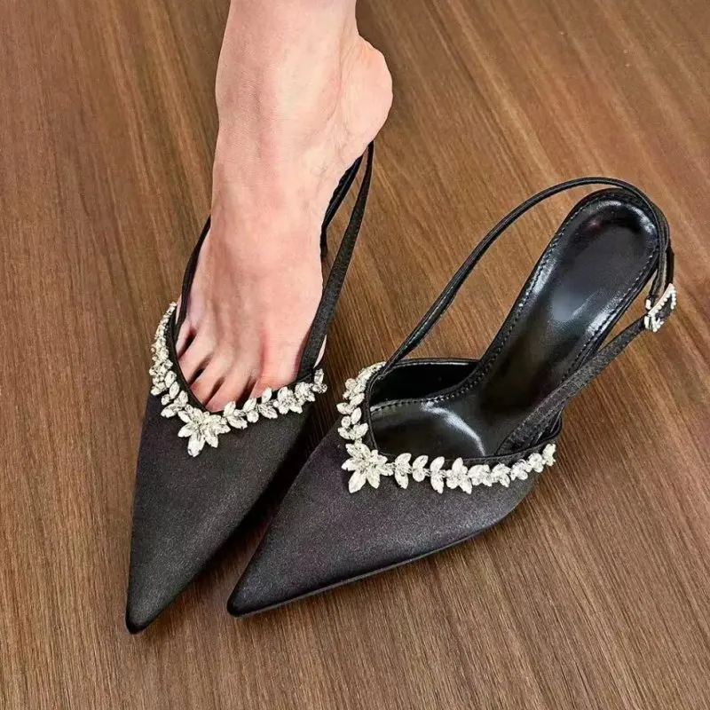 

Luxury Satin Rhinestone Pointed Pumps Sandals Sexy Bridal Dress 2024 Ins Fashion Show Black High-heeled Shoes Wedding for Women