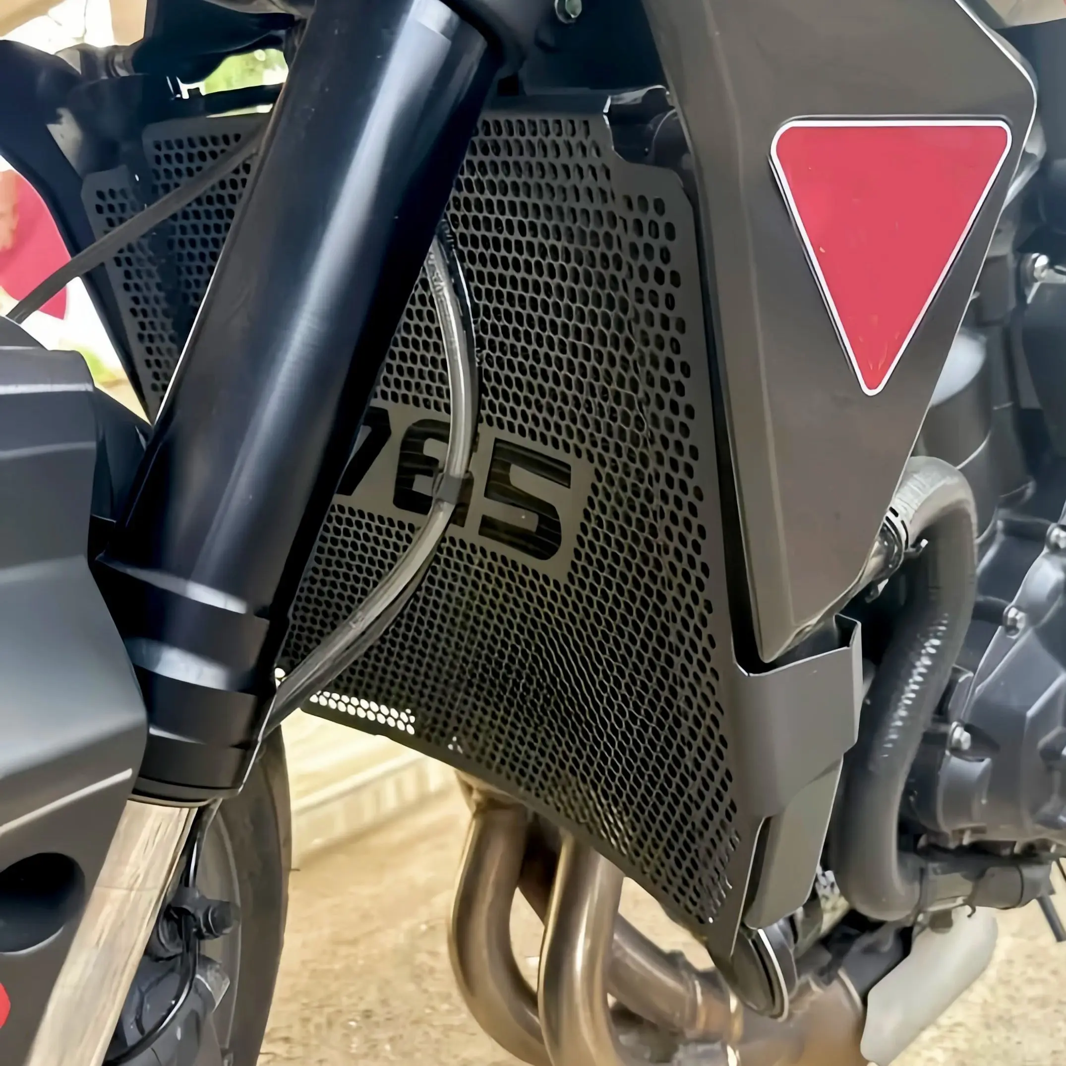 

2025 2026 For StreetTriple 765R 765S 765RS Street Triple 765 R/S/RS 2023 - 2024 Motorcycle Radiator Guard Grille Cover Protector