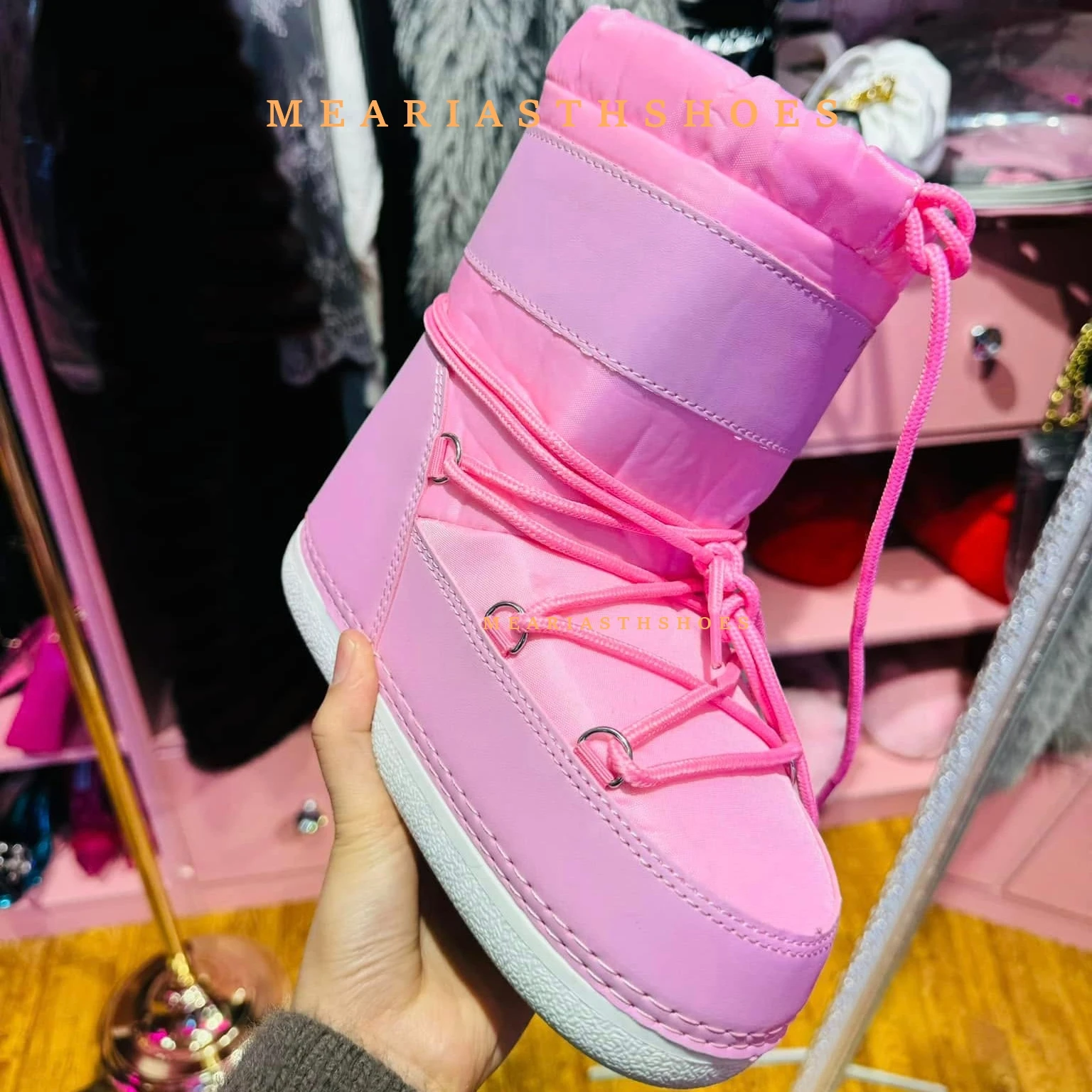 

Fur White Ski Boots Women Padded Cotton Shoes Winter Warm lace up Snow Boots Footwear Thick Bottom Plush Short Ankle Boots