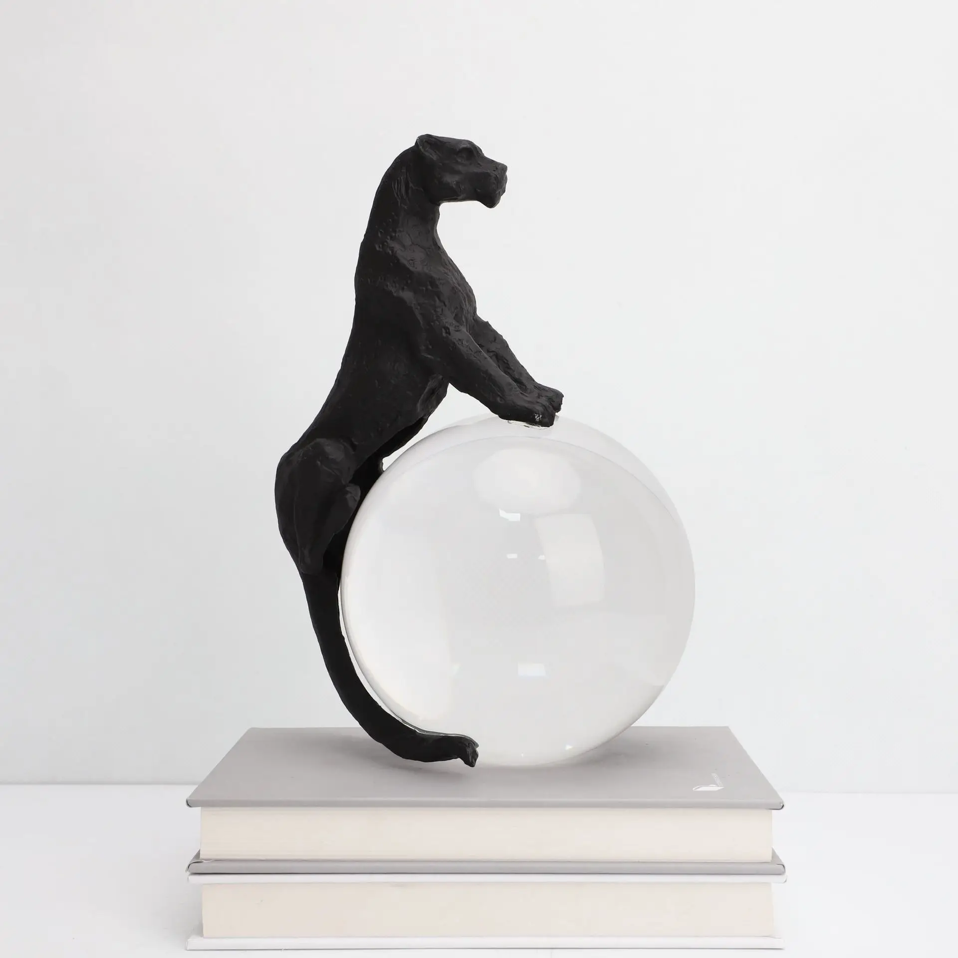 Crystal Ball Panther Cheetah Leopard Metal Animal Sculptures Glass Decorative Figurines Home Decoration Accessories