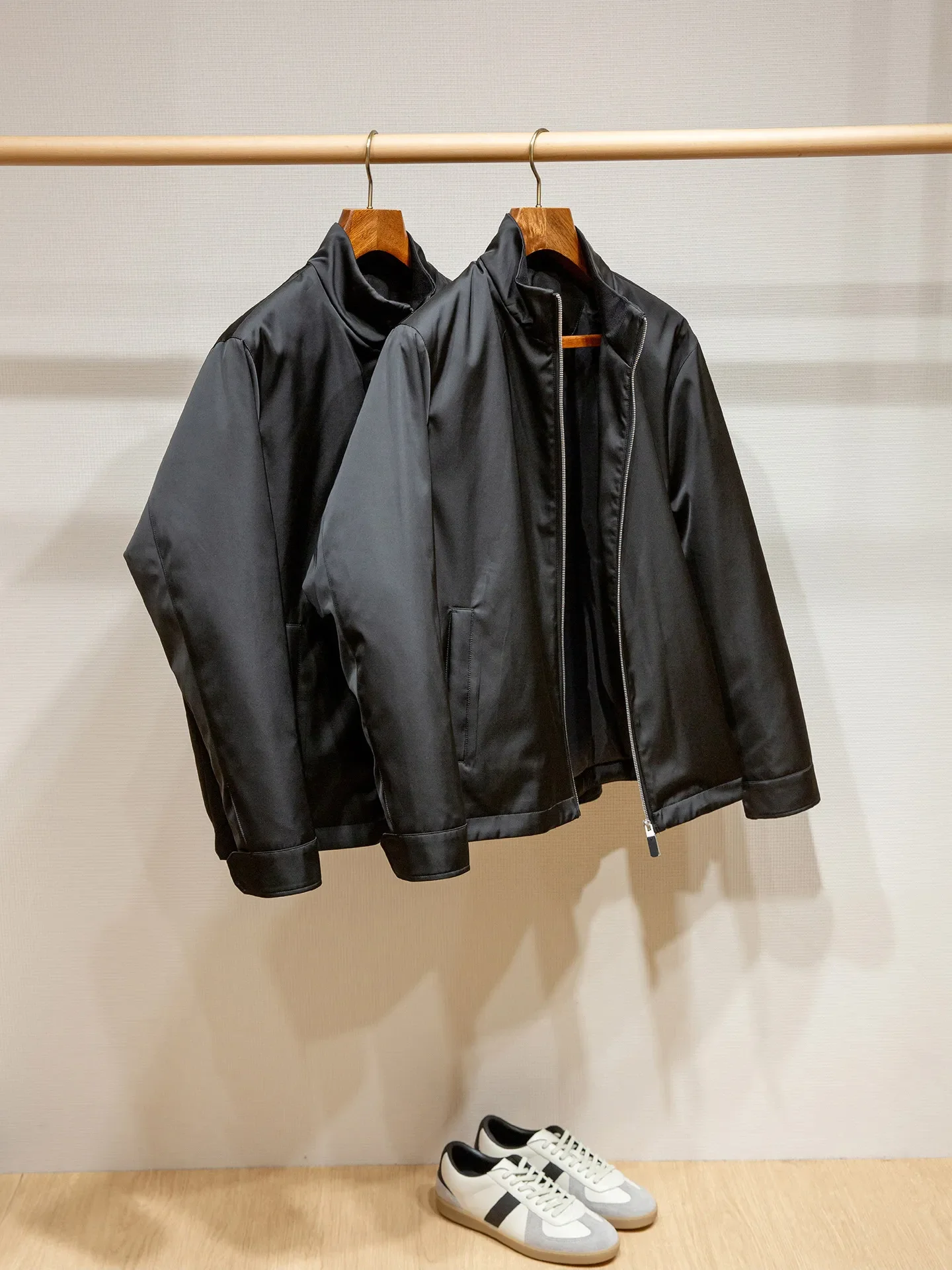 Mulberry silk waterproof fabric Liuqiao 90 white goose down men's stand-up collar down jacket men's