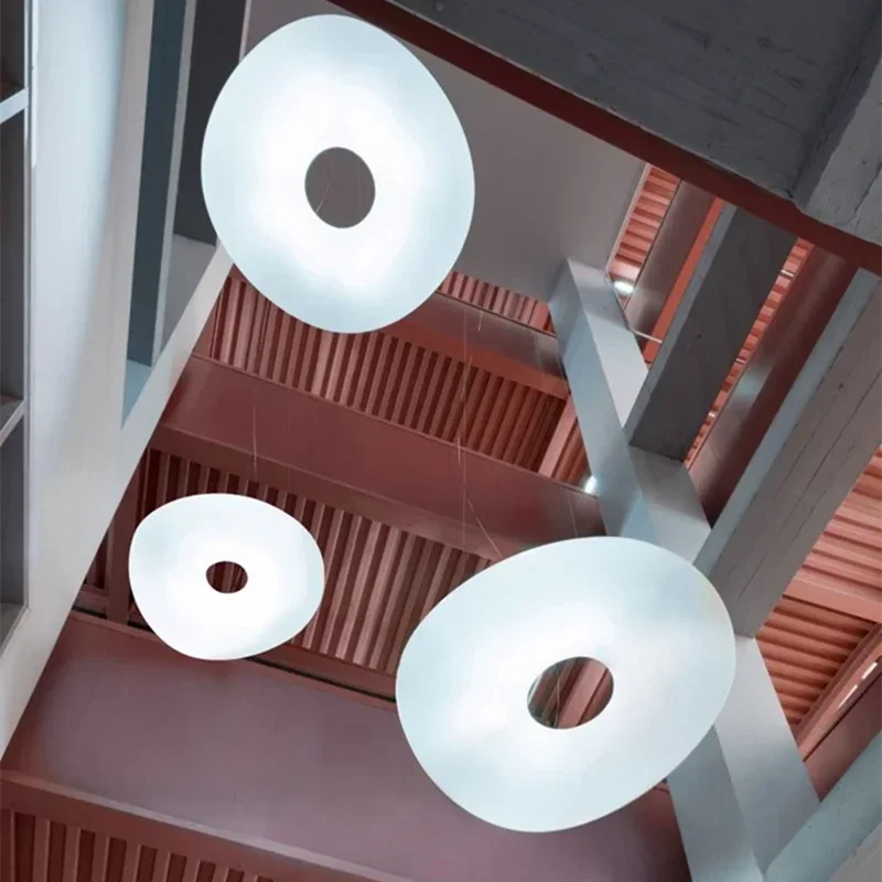 โคมไฟนอร์ดิก โคมไฟระย้าเรียบง่าย ของตกแต่งบ้าน โคมไฟดีไซน์อิตาลี ทรงกลม แขวนเพดาน แสงสีขาว โคมไฟห้องนั่งเล่น ไฟเพดาน LED