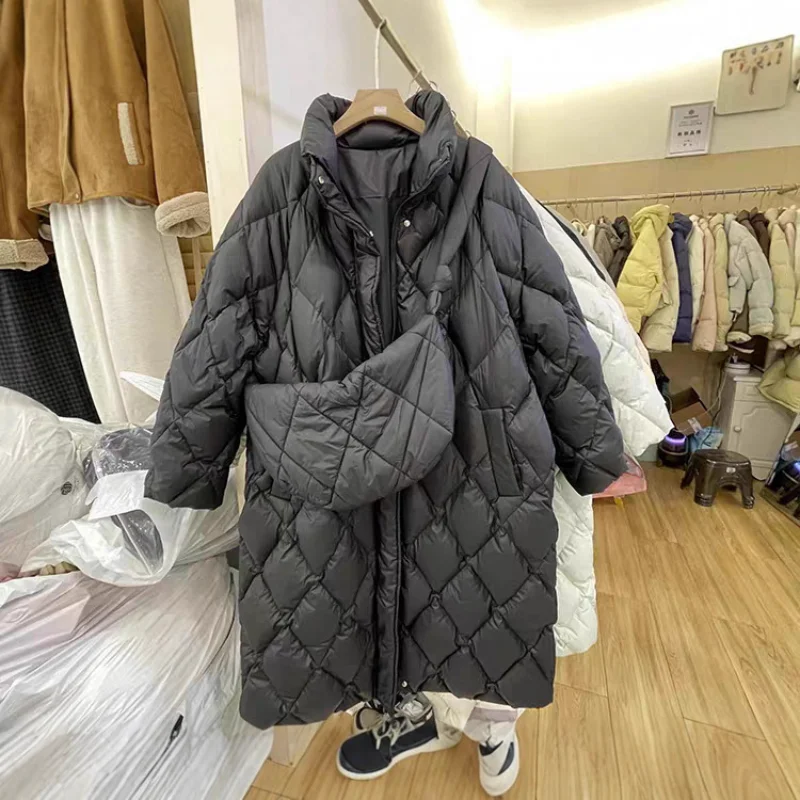 Doudoune longue pour femme, coupe ample avec sac, longueur aux genoux, épaisse et chaude, manteau à col montant, nouveau Style d'hiver 2025