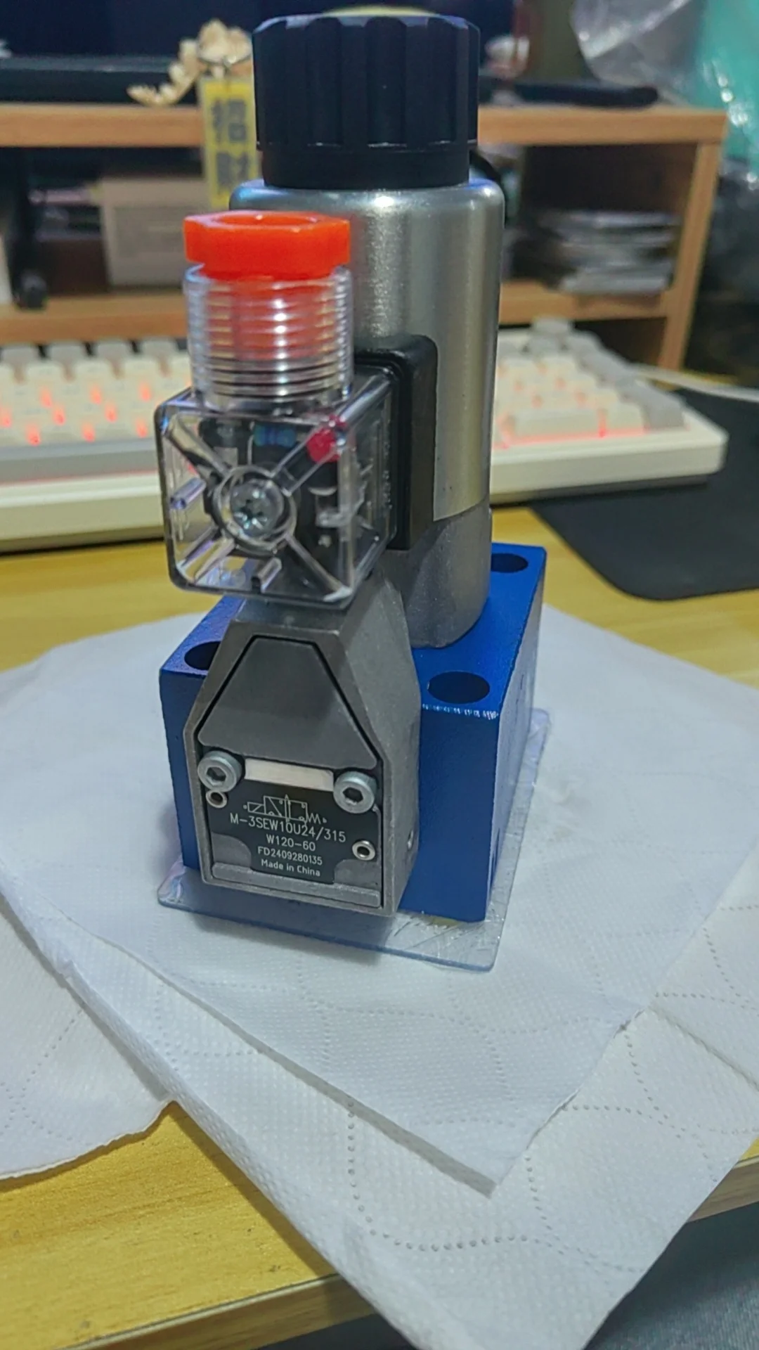 Top Sales Electromagnetic Ball Valve M3-SED M-3SEW M-3SED6 M-3SED10 Series M-3 SE 10 U24/315 W120-60 Hydraulic Solenoid Valve