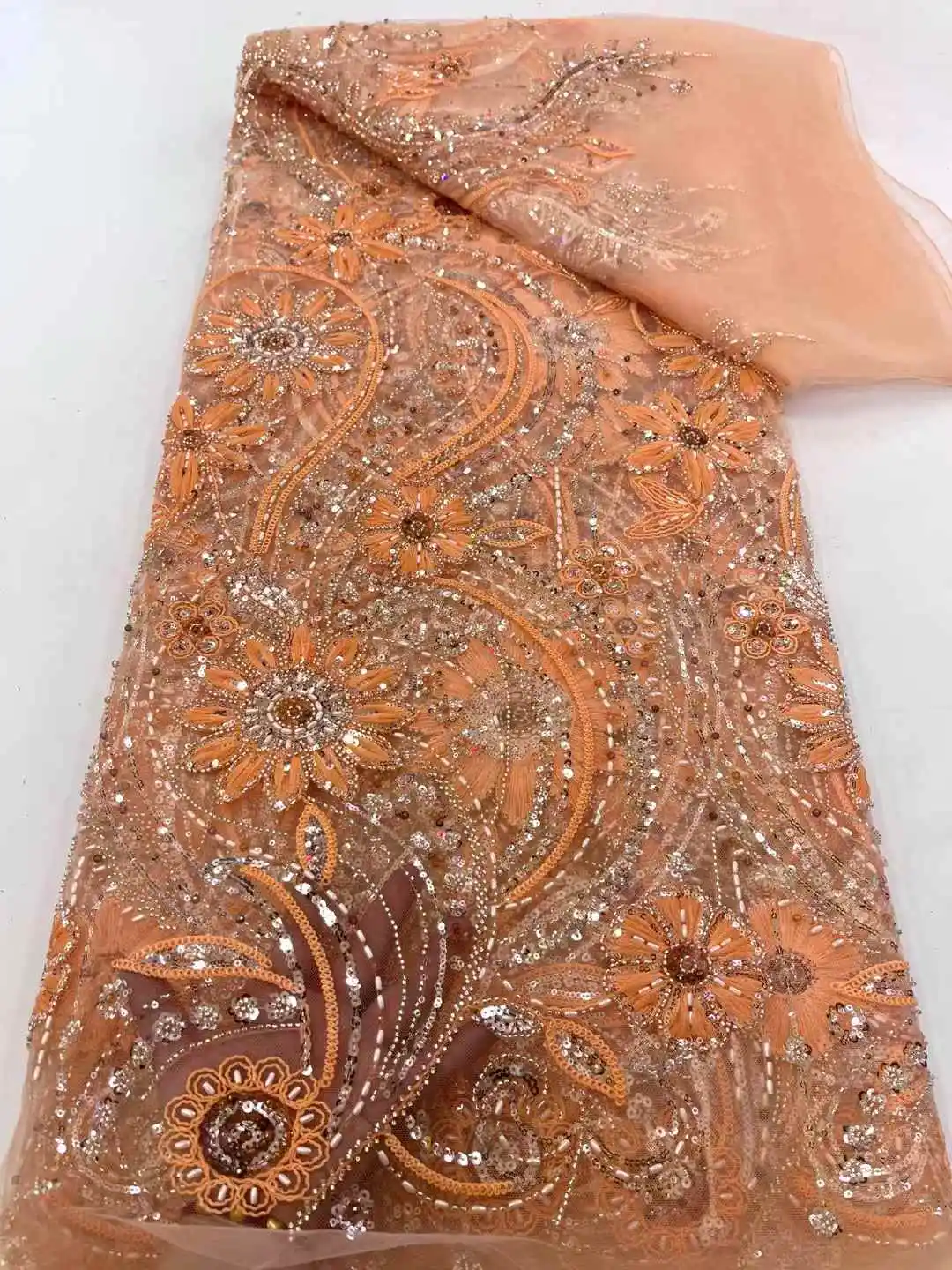 

Latest Embroidered Floral African Sequin Beaded Lace Fabric 2025 Nigerian Women's Wedding French Tulle Lace Dress Material 5Y