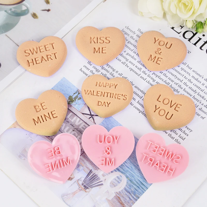 Miss You/Sweet Heart/Forever Love Cookie Cutter Press Stamp Embosser Wedding Valentine's Day DIY Fondant Sugarcraft Baking Tools