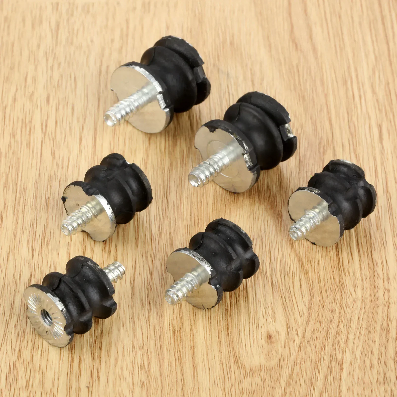 Imagem -03 - Amortecedor av de Motosserra Adequadas para Husqvarna 61 66 133 136 141 266 268 272 xp 272 s 272 k Peças de Ferramentas de Jardim de Motosserra Peças de