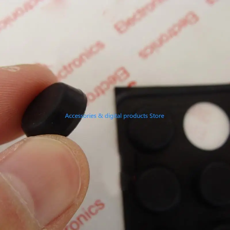 77JD Универсальный ноутбук/компьютерная клавиатура, 4 упаковки против SLIP Silicone Rizer