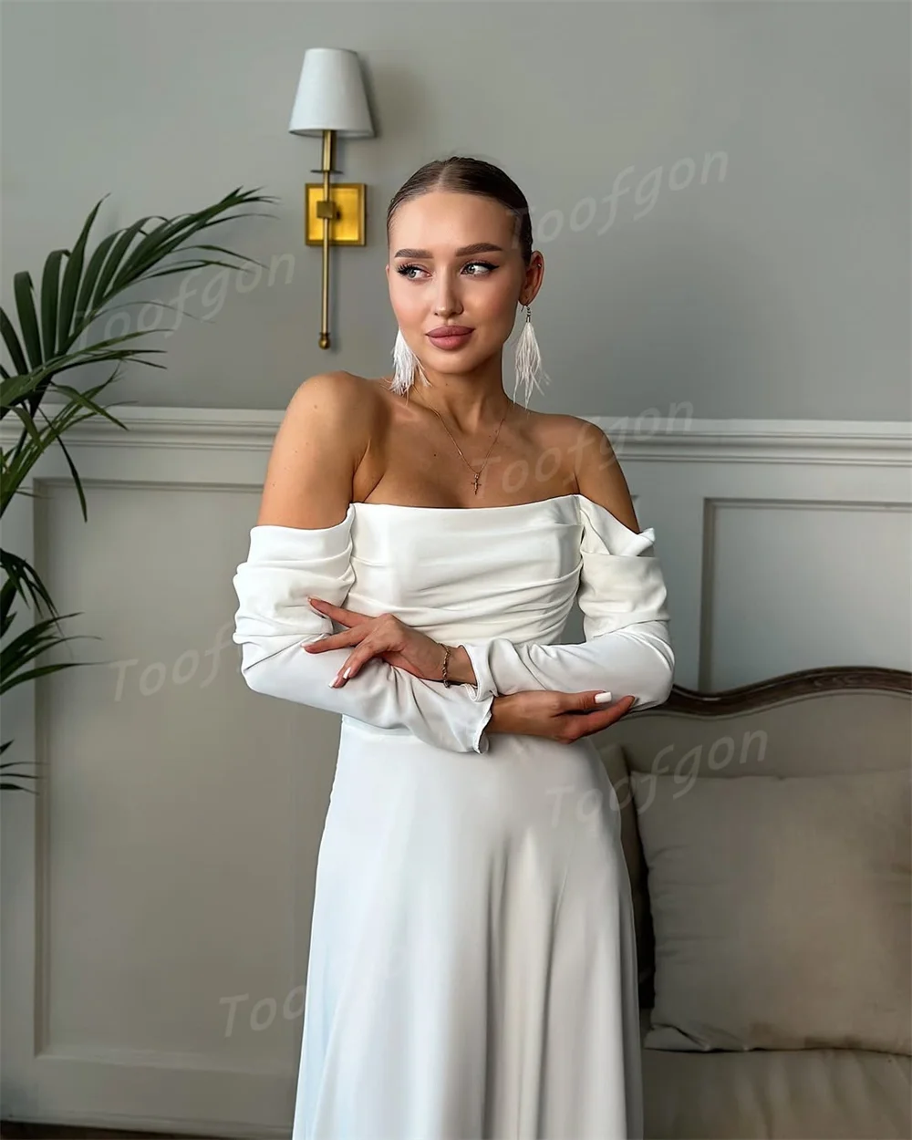 Toofgon Off Shoulder Silk Satin A Line Wedding Dresses Long Sleeves Pleats Beach Bride Gown Backless Long Party Gowns Customized