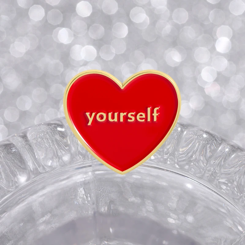 أحب نفسك المينا دبابيس القلب الأحمر دبابيس التلبيب شارات الكرتون الرعاية الذاتية الوعي مجوهرات هدية للأصدقاء #6